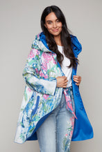 Charger l&#39;image dans la galerie, &quot;Return of an Old Friend&quot; novelty windbreaker
