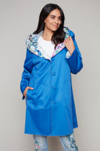 Charger l&#39;image dans la galerie, &quot;Return of an Old Friend&quot; novelty windbreaker
