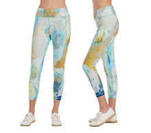 Load image into Gallery viewer, Living In A Bubble Leggings
