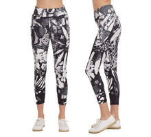 Load image into Gallery viewer, Garden In Black &amp; White Leggings
