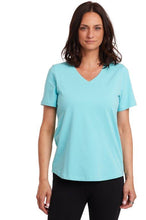 Load image into Gallery viewer, Basic v-neck t-Shirt
